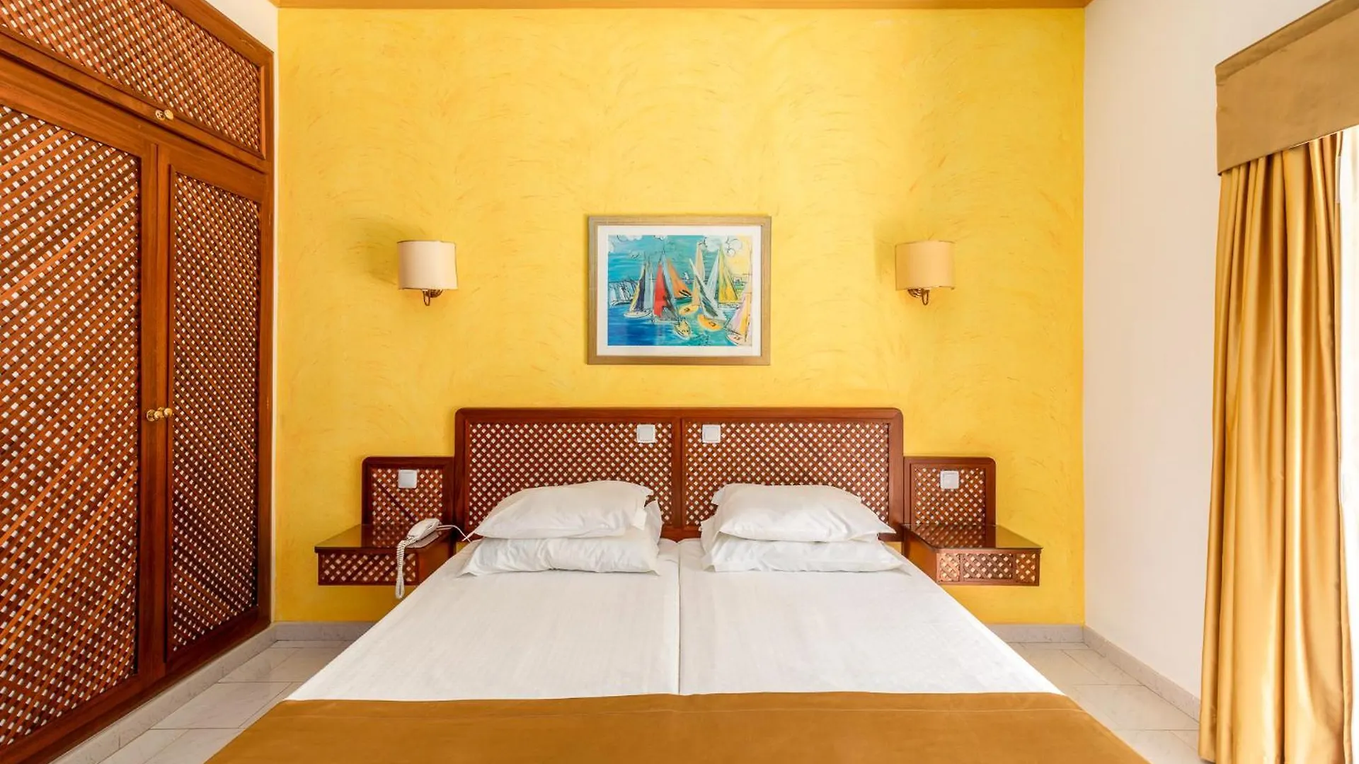 Hotel Casabela Ferragudo   Ferragudo (Faro)