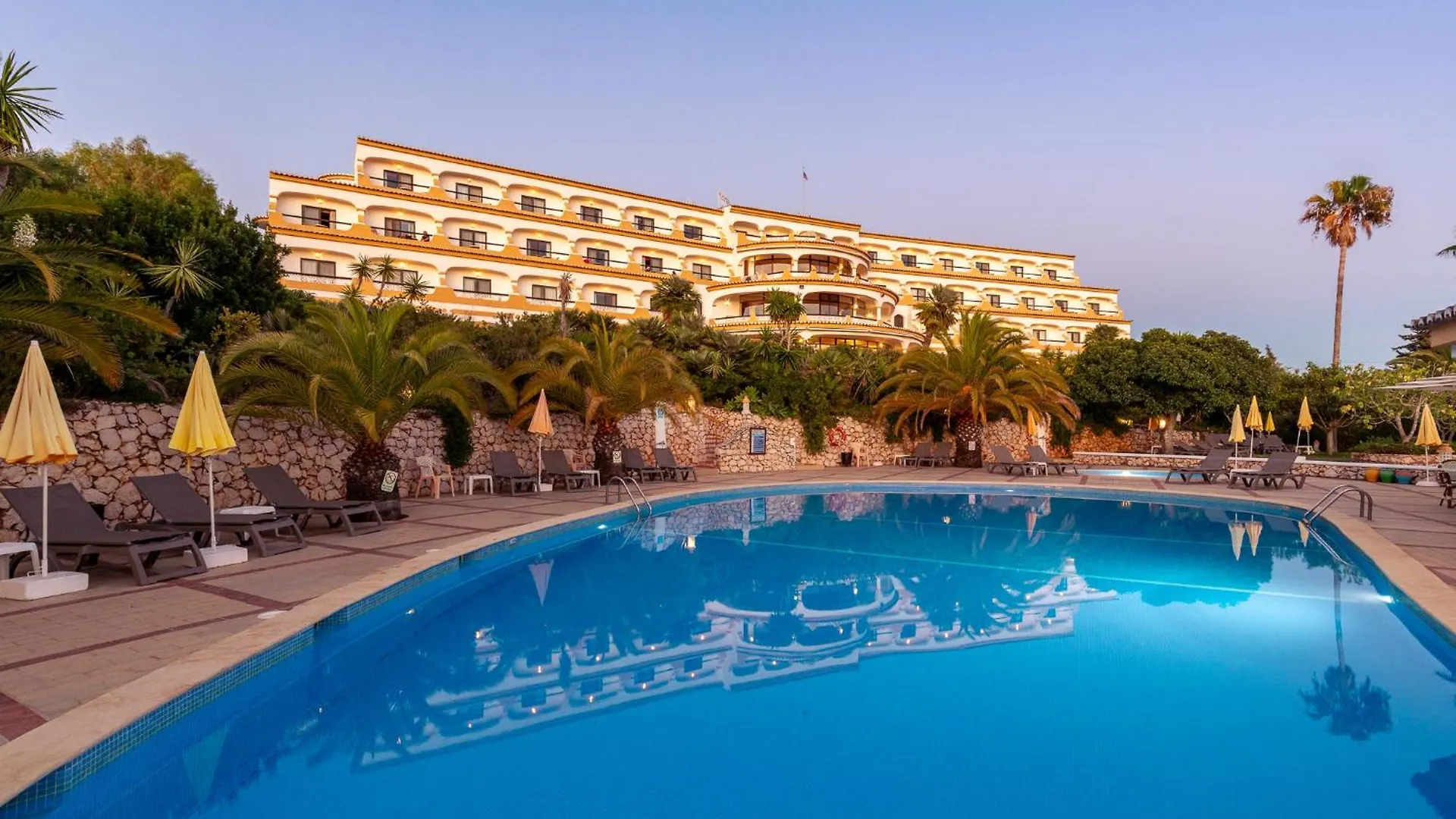 Hotel Casabela Ferragudo   Ferragudo (Faro)